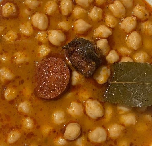 Cocido tradicional de Garbanzos con chorizo y morcilla. PrecioxKilo