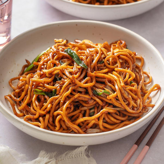 Noodles de verduras al curry. Ración 650 gr